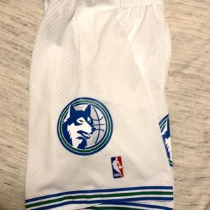 Mitchell & Ness Minnesota Timberwolves Shorts